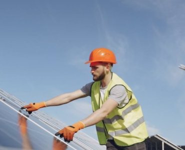 Power Your Home for Less: The Real Savings Renewables Bring to the Average Household