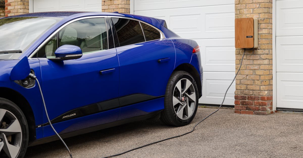From Amps to Apps: Your Friendly Guide to the Perfect Home EV Wallbox