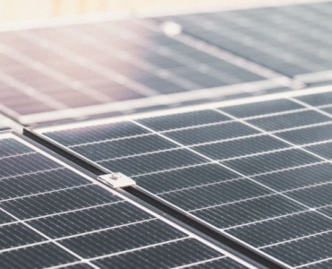 Sync Your Smart Home with the Sun: A Practical Guide to Solar-Powered Automation