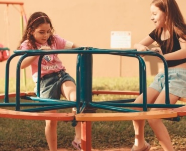 Spin, Play, Repeat: Enchanting Garden Carousel Ideas Kids Will Adore