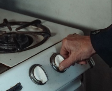 Turn Down the Burn: Smart, Simple Ways to Make Your Gas Stove Use Less Fuel
