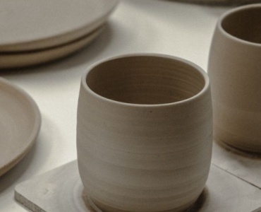 From Kiln to Centerpiece: Chic Ways to Style Your Table with Clay Ceramics