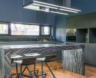 From Spills to Style: Your Smart Guide to the Perfect Kitchen Floor