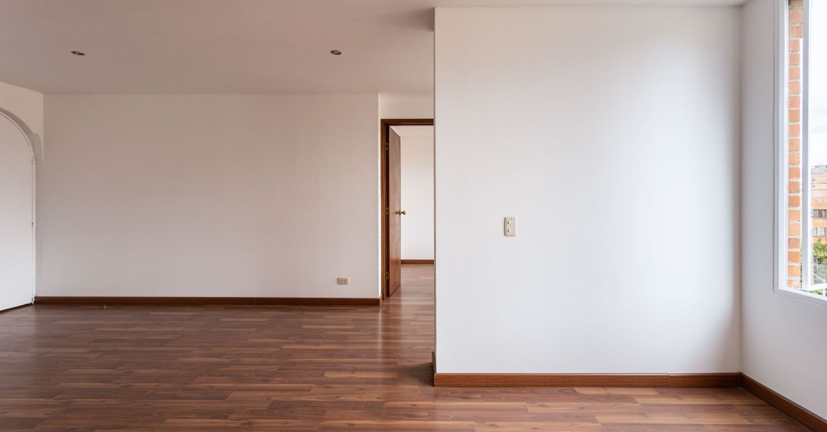 Edge to Elegance: A DIY Guide to Anodized Aluminum Baseboard Installation