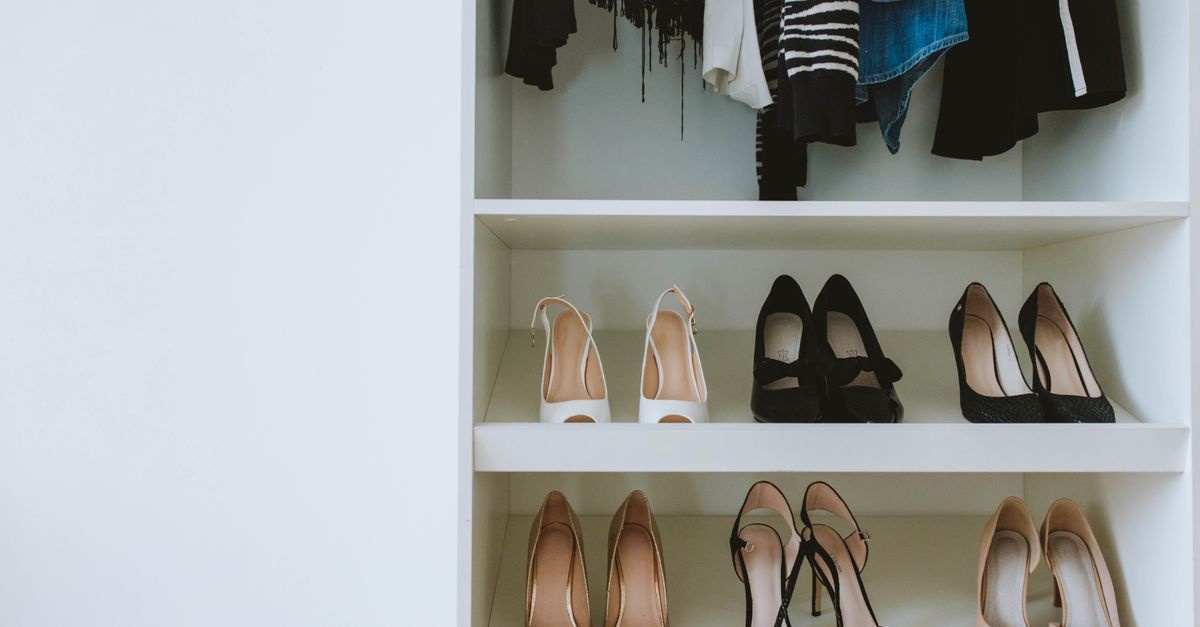 Kick Off Clutter: Chic Shoe Storage for a Welcome-Worthy Entryway